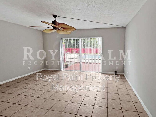 Building Photo - 1123 SW 48th Terrace