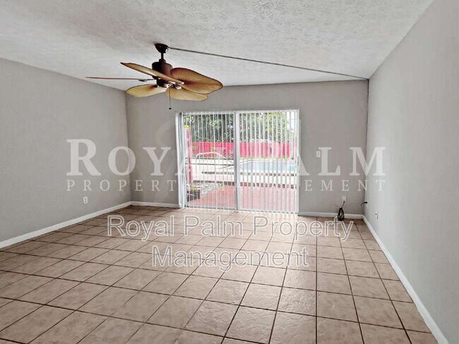 Foto del edificio - 1123 SW 48th Terrace