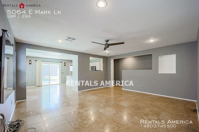 Foto del edificio - Gorgeous home in Tatum Ranch!