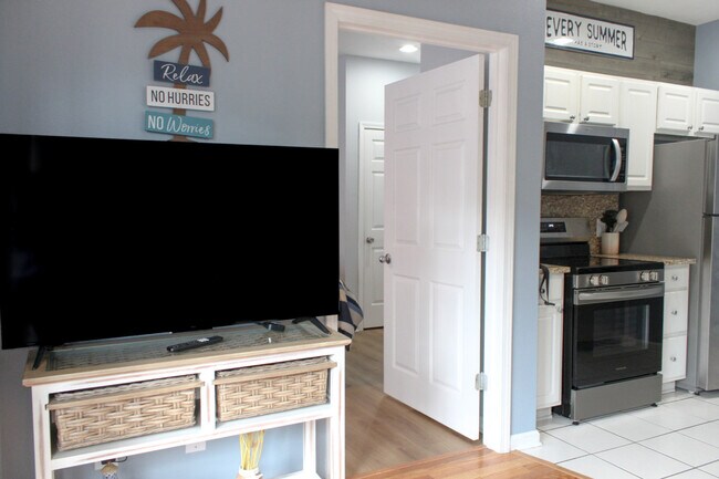 Foto del edificio - 125 Royal Poste Rd