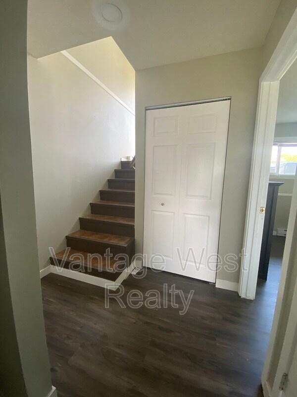 Building Photo - 2509 Delray Rd