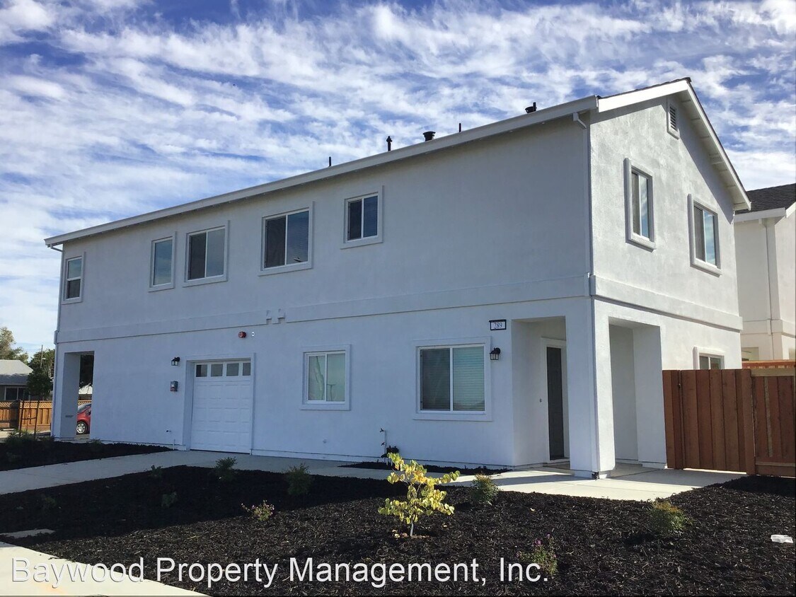 Foto principal - 2 br, 1 bath House - 289 Pullman Ave