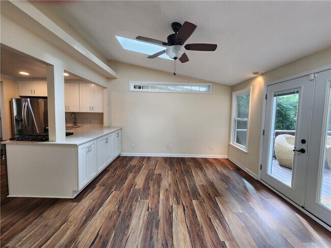 Foto del edificio - 3516 Hildon Cir