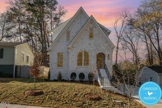 Building Photo - 1409 Sedgefield St