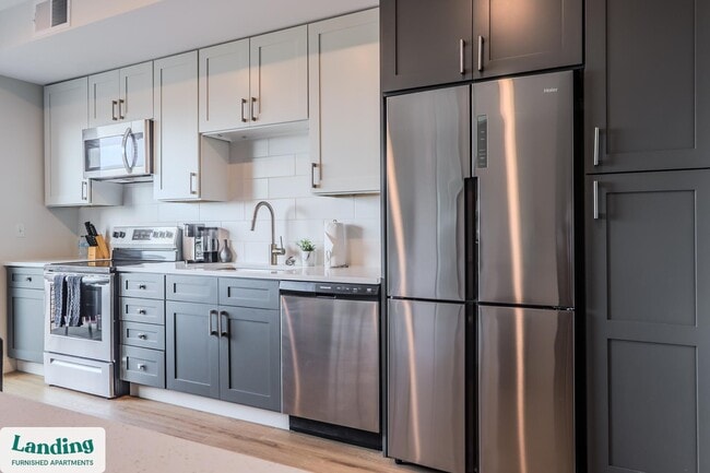 Building Photo - 210 E Green St