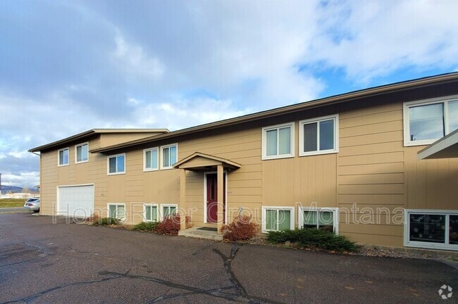 Building Photo - 913 Pattee Creek Dr