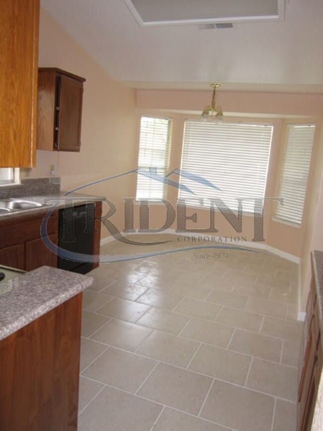 Foto del edificio - Yuba City home near Happy Park