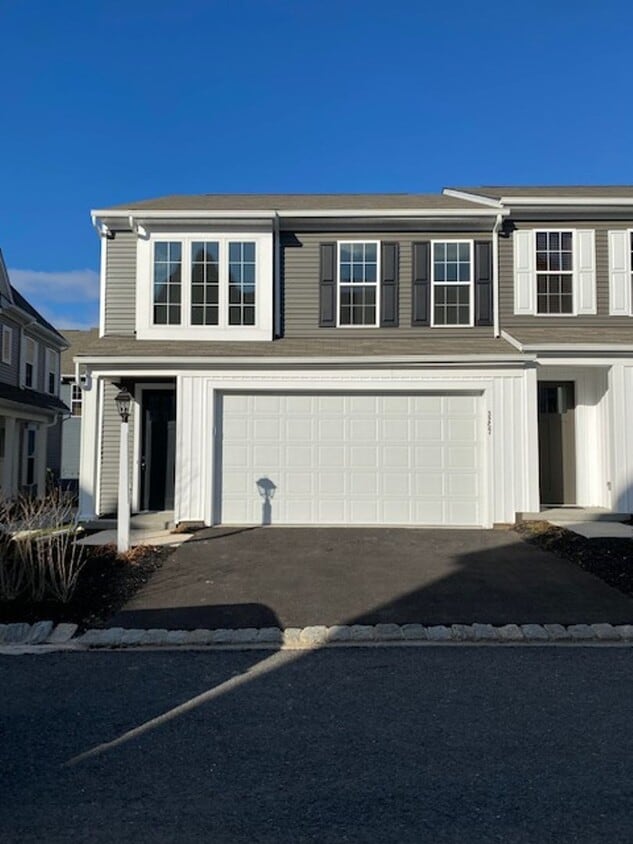 Foto principal - 3257 Lark Wy