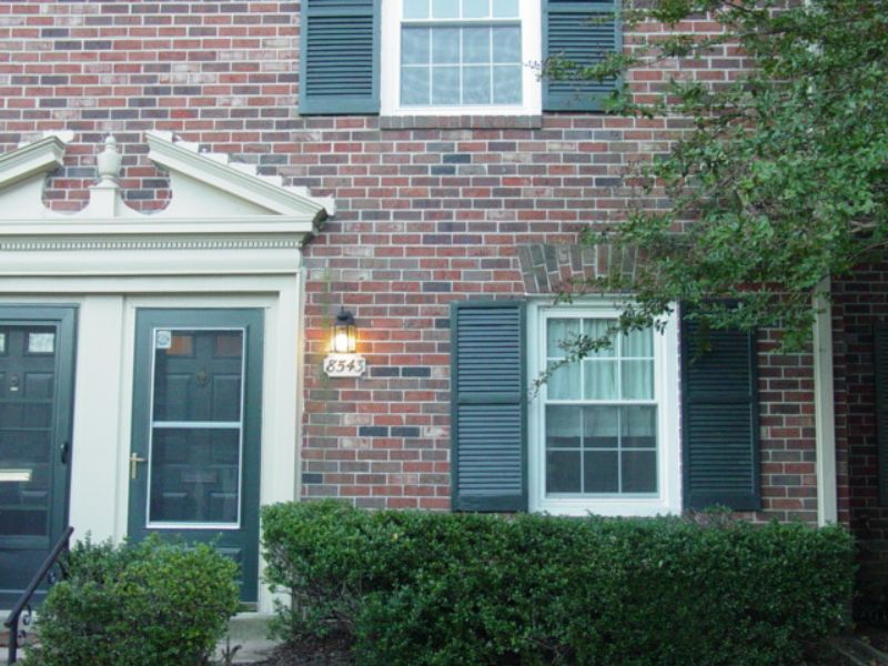 Building Photo - 8543 Barrington Ct