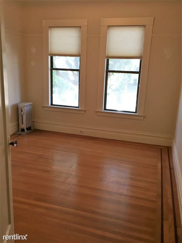 Building Photo - 183 Parnassus Ave