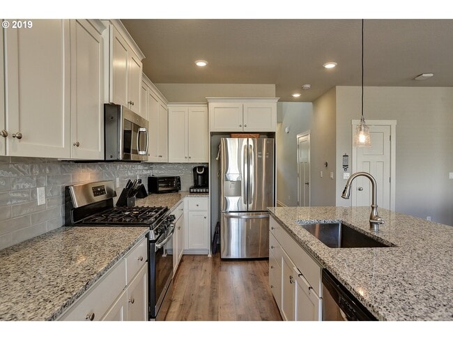 Building Photo - 23078 NE Sockeye St