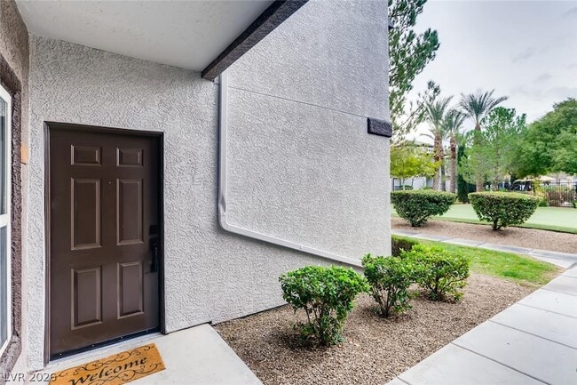 Building Photo - 7255 W Sunset Rd