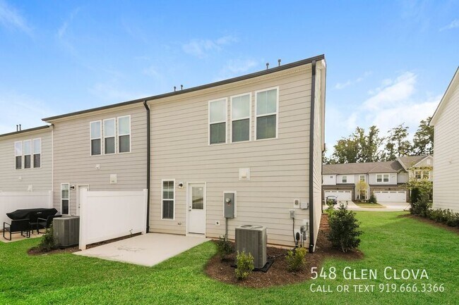 Foto del edificio - 548 Glen Clova Dr