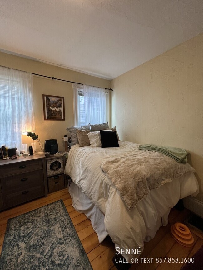 Foto del edificio - 383 Highland Ave