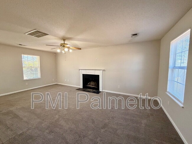 Building Photo - 5 Sterling Ridge Ct