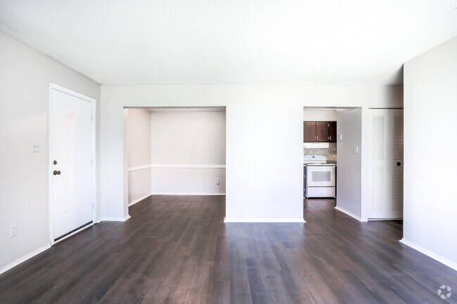 Interior Photo - Shadowood Apartments