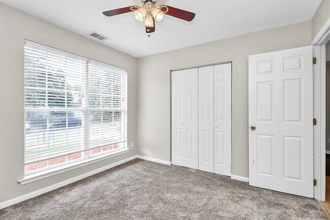 Foto del edificio - 14414 Arbor Ridge Dr