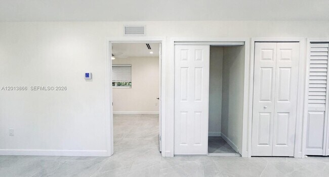 Foto del edificio - 8440 SW 107th St