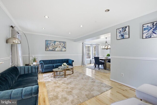 Foto del edificio - 8664 Pohick Forest Ct