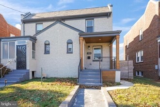 Building Photo - 4226 14th St NE