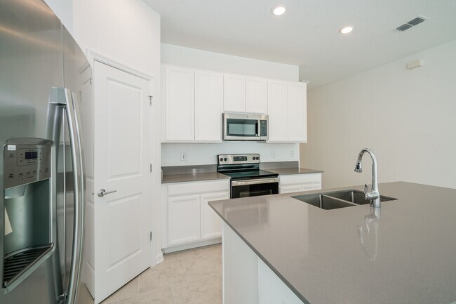 Foto del edificio - 152 Pershing St