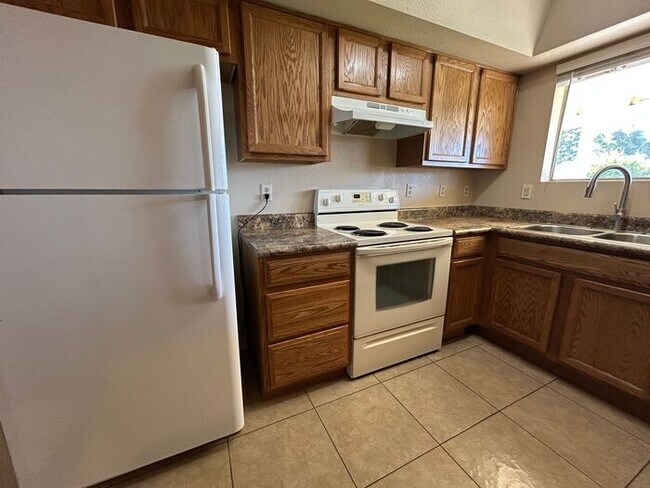 Foto del edificio - 301 W Olive Ave