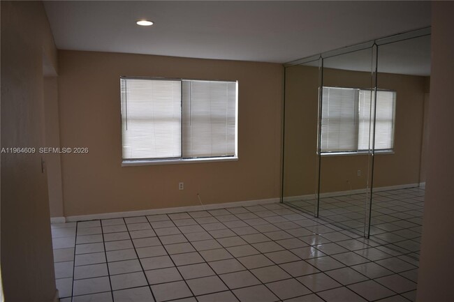 Foto del edificio - 1622 NW 65th St