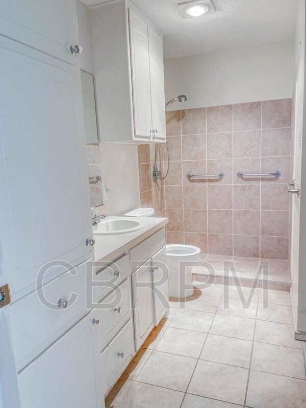 Foto del edificio - 2608 Amherst St