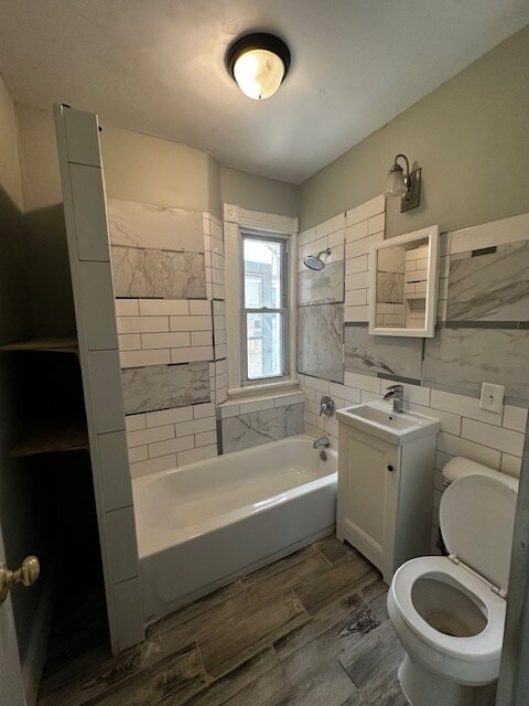 Foto del edificio - 3551 2nd St NE