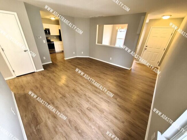 Foto del edificio - Gorgeous Remodeled Duplex in Baldwin City-Available in JUNE!!