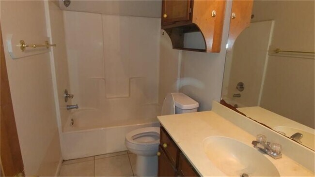 Foto del edificio - 1616 Hazelwood St