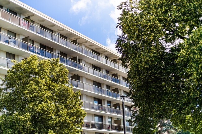 Photo du bâtiment - Royal Oak