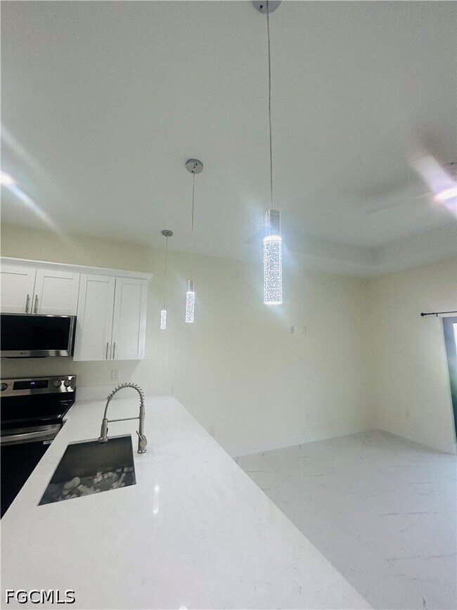 Foto del edificio - 151 Meadow Rd