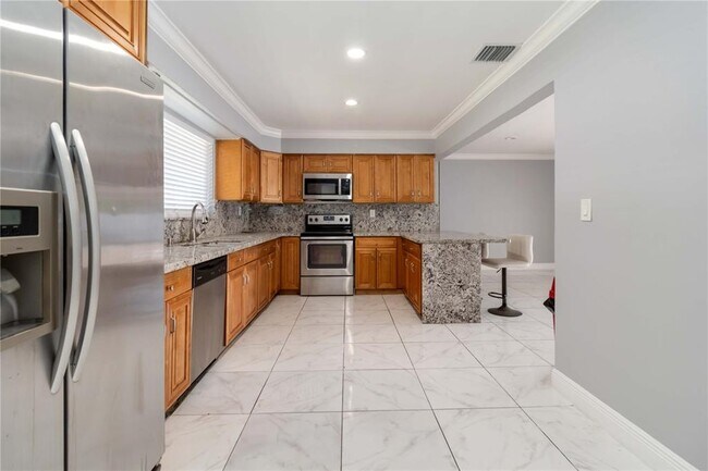 Foto del edificio - 913 SW 49th Ave