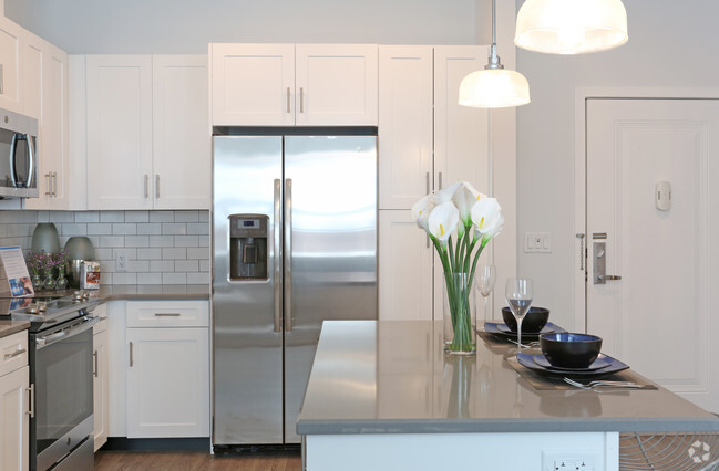 Kitchen - CityLine - Jersey City West