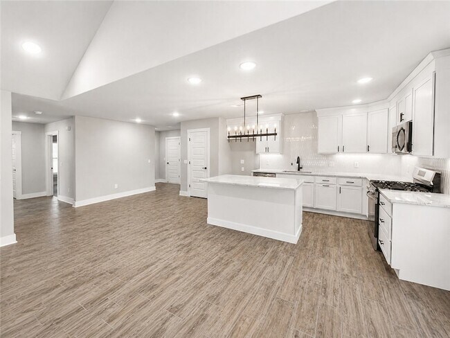 Foto del edificio - 4302 SW Adams Rd