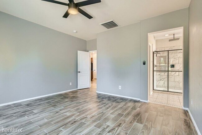 Foto del edificio - 3 br, 2 bath House - 1200 W Desert Hollow ...