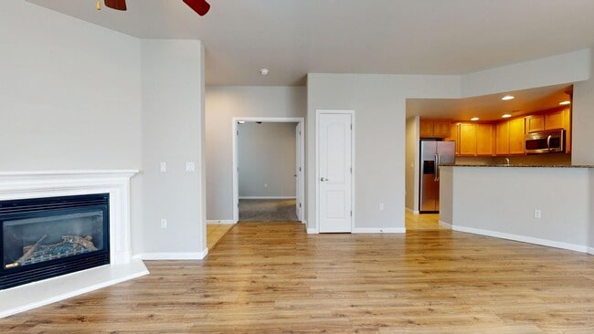 Building Photo - 373 N Amedeo Ln