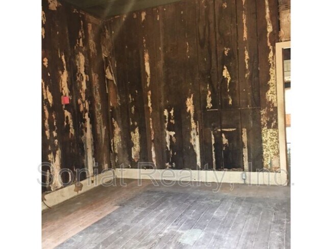 Foto del edificio - 1023 Clouet St