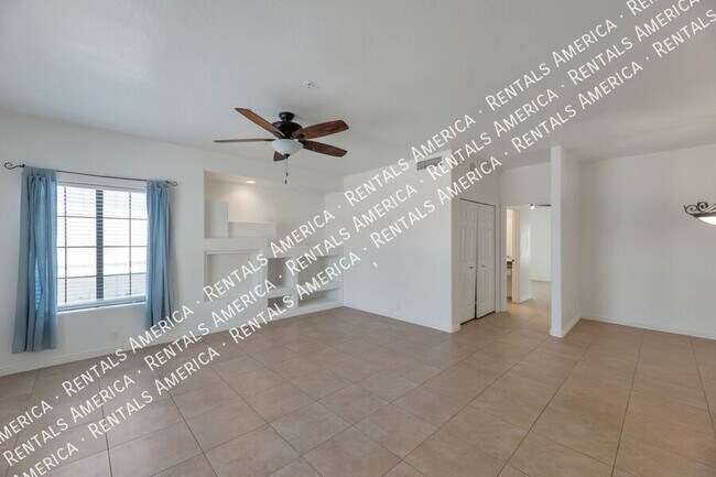 Foto del edificio - 9253 N Firebrick Dr