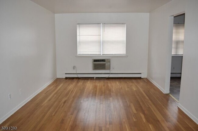 Foto del edificio - 195 N Beverwyck Rd