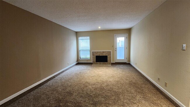 Foto del edificio - 2277 S Kirkwood Rd