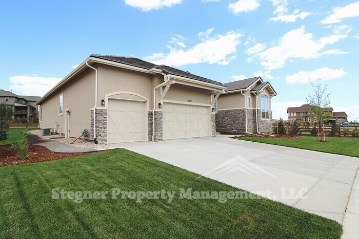 Primary Photo - 2820 Harvest View Way
