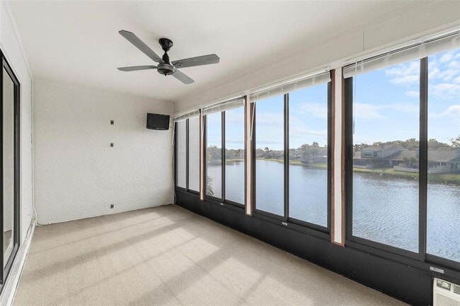 Foto del edificio - 846 Glades Ct