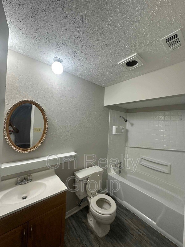 Foto del edificio - 6918 Kearney Dr