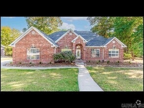 Building Photo - 12 Caddo Ct