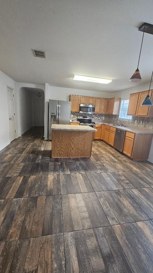 Building Photo - 11023 Caspian Spring