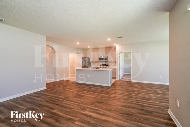 Foto del edificio - 2741 Grand Central Ave