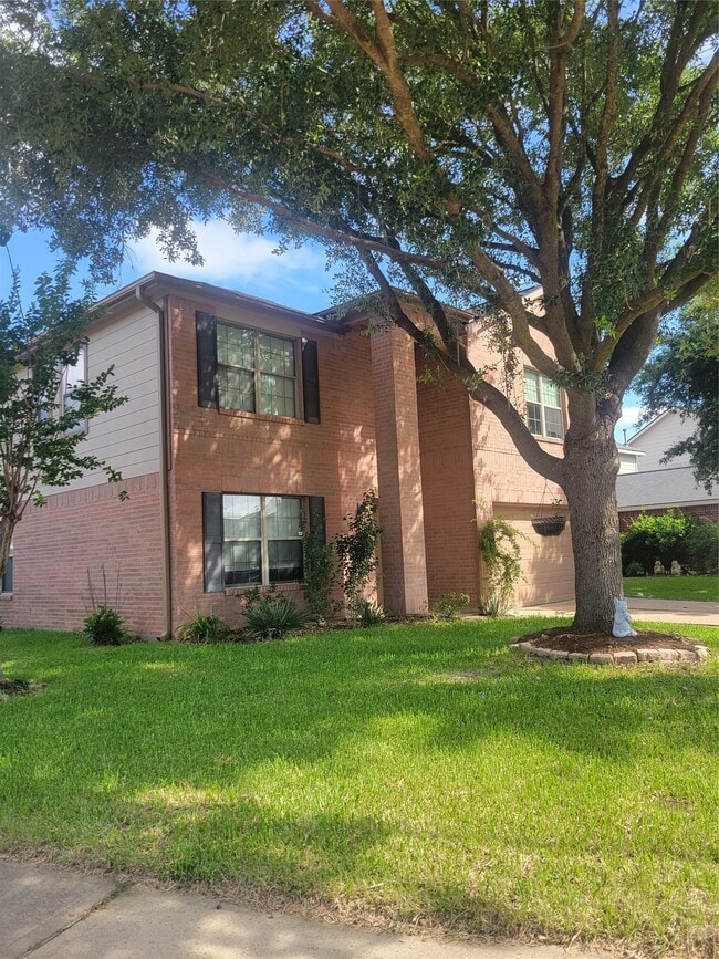 Building Photo - 3903 Brook Garden Ln