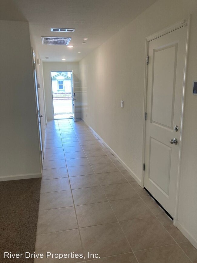 Building Photo - 3 br, 2 bath House - 616 Jessie Drive